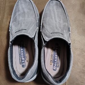 Skechers Gray Relaxed Fit Men's Shoes